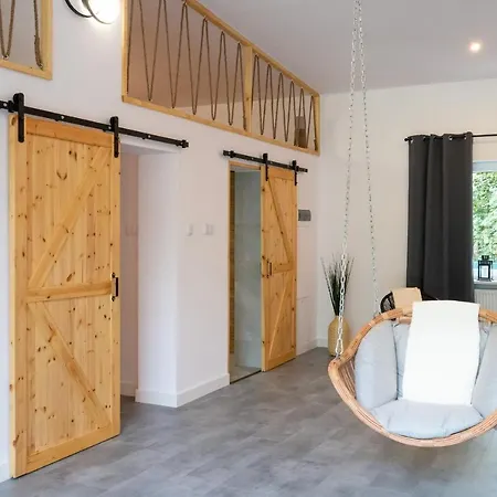 Staymoovers - Secret Loft W Poblizu Krakowa * パシュクフカ