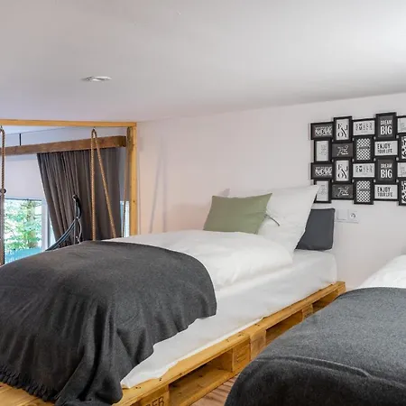 Staymoovers - Secret Loft W Poblizu Krakowa パシュクフカ