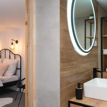 Staymoovers - Secret Loft W Poblizu Krakowa *